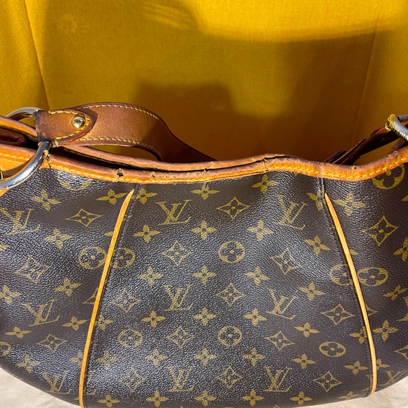 Louis Vuitton Galliera Brown Monogram Bag - Picture 3 of 8
